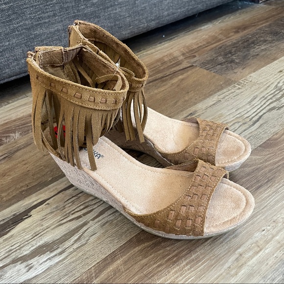Minnetonka wedge heels 10 - Picture 4 of 9